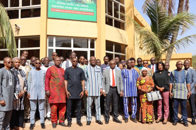 Ouverture des rencontres sectorielles sur la fourniture locale