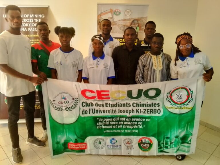 Le Club des Etudiants Chimistes présente son nouveau bureau à la Chambre des Mines